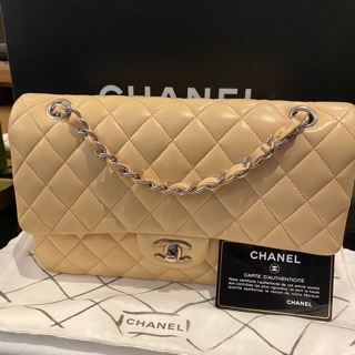 SOLD❤️❤️❤️Chanel Classic 10" Lamb SHW