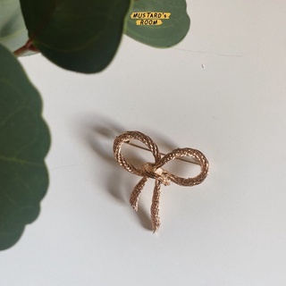 Goldy bow brooch - เข็มกลัดโบว์ อะไหล่ทอง