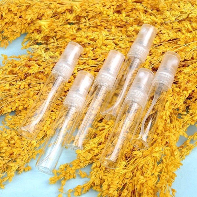 ขวดแก้ว10ML / หลอดบีบ50 ML（แพ็ค 3 ขวด 10 บาท)-(พร้อมส่ง)