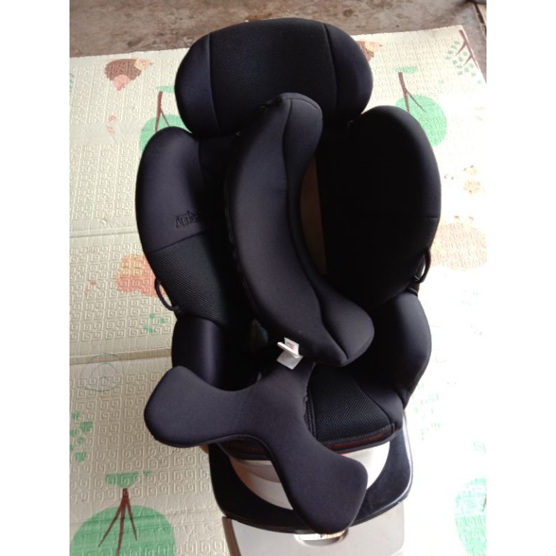 คาร์ซีท Aprica  สีดำ