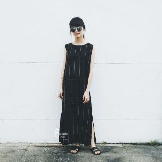 BLACK Table Maxi Dress