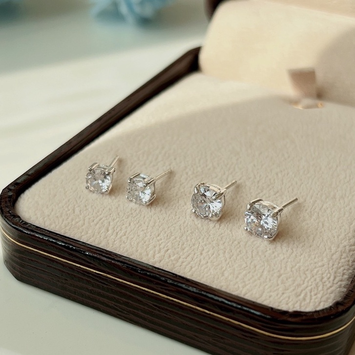 ต่างหูเงินแท้ 925 เพชร CZ กลม สวยหรู ใส่สบาย ไม่แพ้
