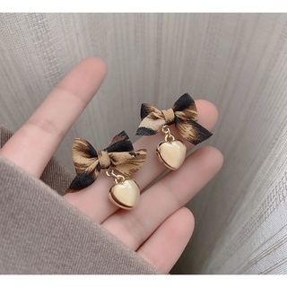 พร้อมส่ง - 1602 🐯✨🎀 Leopard bow love heart  ต่างหูโบว์ลายเสือดาวห้อยหัวใจ 💖