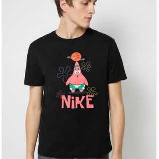 [S-5XL]เสื้อยืด ผ้าฝ้าย พิมพ์ลาย KYRIE SpongeBob สําหรับผู้ชาย