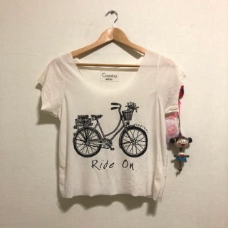 เสื้อครอป ราคา 39 บาท