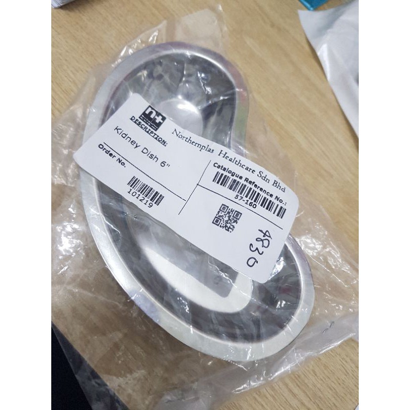 METAL KIDNEY DISH 6"