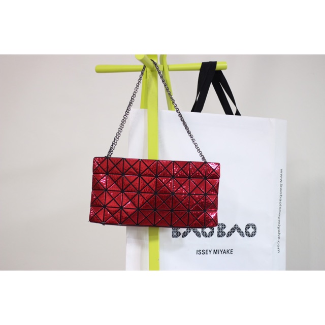 กระเป๋า Bao bao แท้ สีแดง Limited Edition
