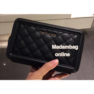 Charles Keith Quilted Boxy Long Wallet  หนังคาเวียร์ กระเป๋าสะพายข้าง **ขายดี**