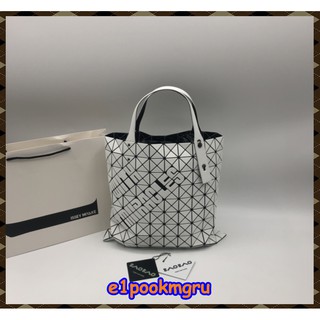 Issey Miyake กระเป๋าสะพาย，กระเป๋าถือ，การตกแต่งตัวอักษรภาษาอังกฤษ，hand bag，tote bag，10x10ชุด