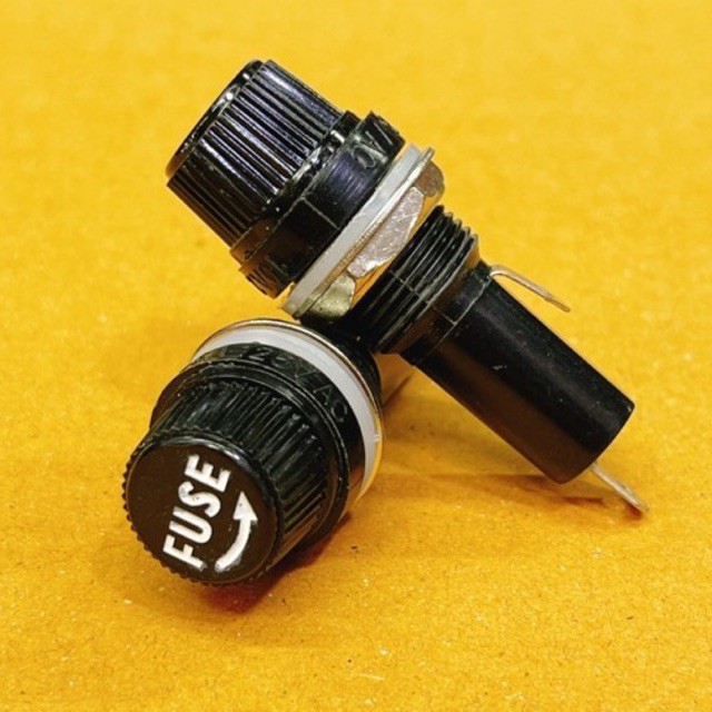 [จำนวน 4ตัว ]กระบอกฟิวส์ใหญ่ Fuse Holder รุ่นอย่างดี