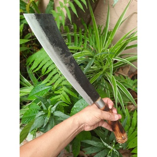 มีดแรมโบ้ (Rambo knife) อีตัด มีดคัตติ้ง มีดเดินป่า มีดสนาม มีดแคมป์ 11.5” เหล็กบาร์เลื่อยยนต์ ผิวไฟ ด้ามเหง้าไผ่ คอเลส