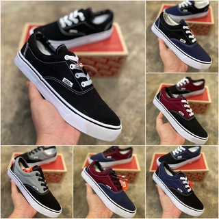 รองเท้าผ้าใบ Vans แบบผูกเชือก