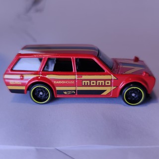 Hotwheels datsun 510 WAGON MOMO