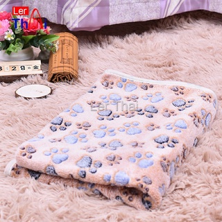 LerThai ผ้าห่ม ชนิดผ้ากำมะหยี่ พิมพ์ลายอุ้งเท้าแมวน่ารัก สำหรับสัตว์เลี้ยง Pet blanket [A619]