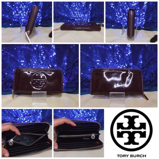 👝: TORY BURCH Purple Patent Leather Continental Stacked Zip Wallet แท้💯%