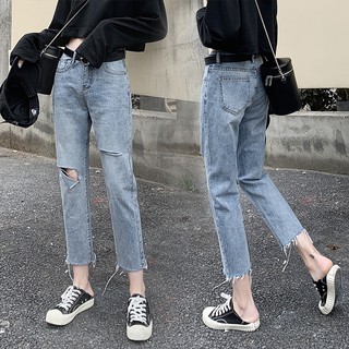 แหล่งขายและราคาKorean </ Girls jeans /> ❣️ กางเกงยีนส์ทรงกระบอกเล็ก ขาไม่กว้าง ไม่สั้น ขาดเข่าเล็กน้อยสวยๆงานสวยกางเกงยีนส์เกาหลี 802อาจถูกใจคุณ