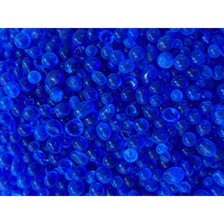 สารดูดความชื้นสีน้ำเงินอย่างดี  Blue Silica Gel ถุงละ 1 กิโลกรัม