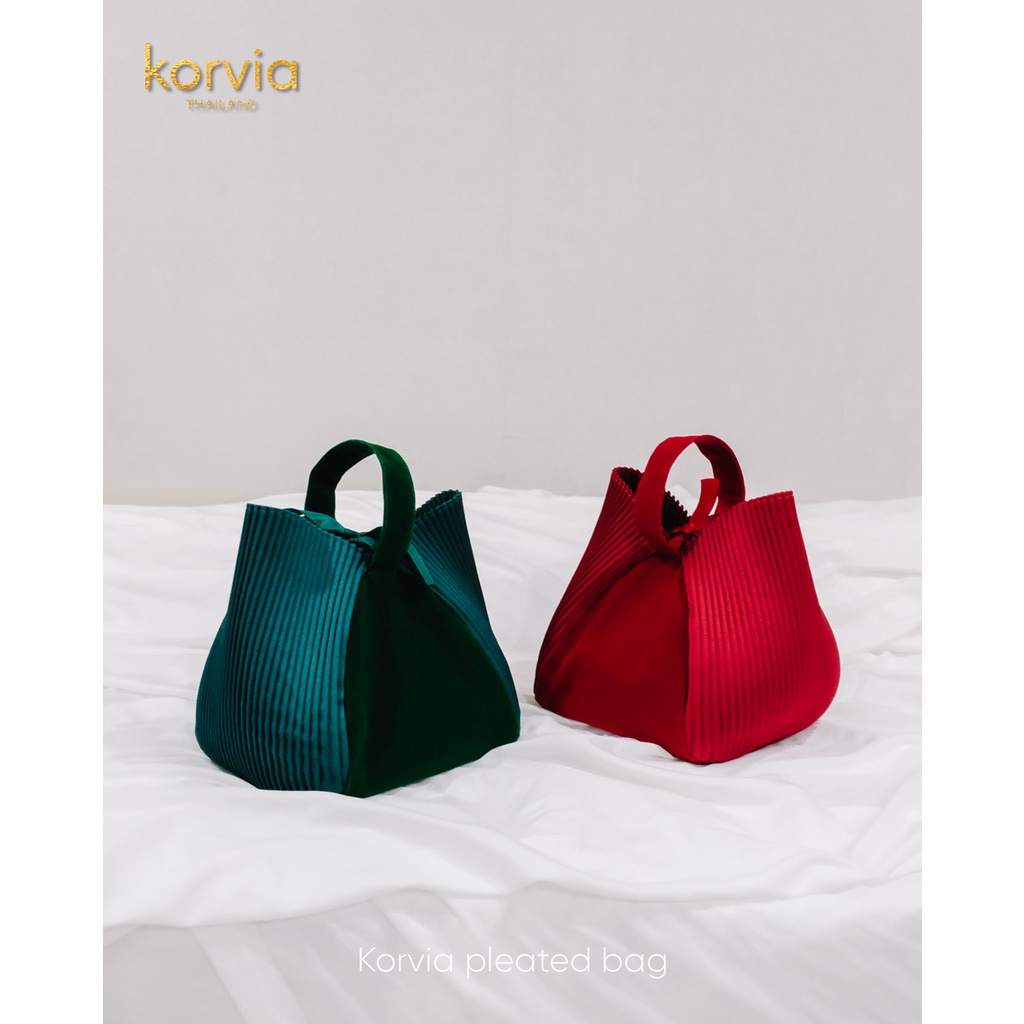Korvia Dumpling bag กระเป๋าพลีททรงขนมจีบ กระเป๋าถือ กระเป๋าใบเล็ก ของขวัญวาเลนไทน์