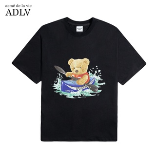 【HOT】Adlv เสื้อยืดแขนสั้น ผ้าฝ้าย พิมพ์ลาย แฟชั่นสําหรับผู้ชายและผู้หญิง