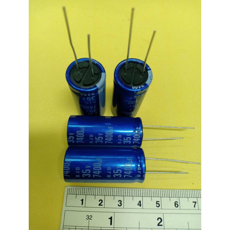 คาปาซิเตอร์7400UF 35V105C° ขนาด18×40mm ELNA คาปาซิเตอร์แอมป์ขยายจิ๋ว ใหม่ของแท้ ขาย4ตัว70บาท