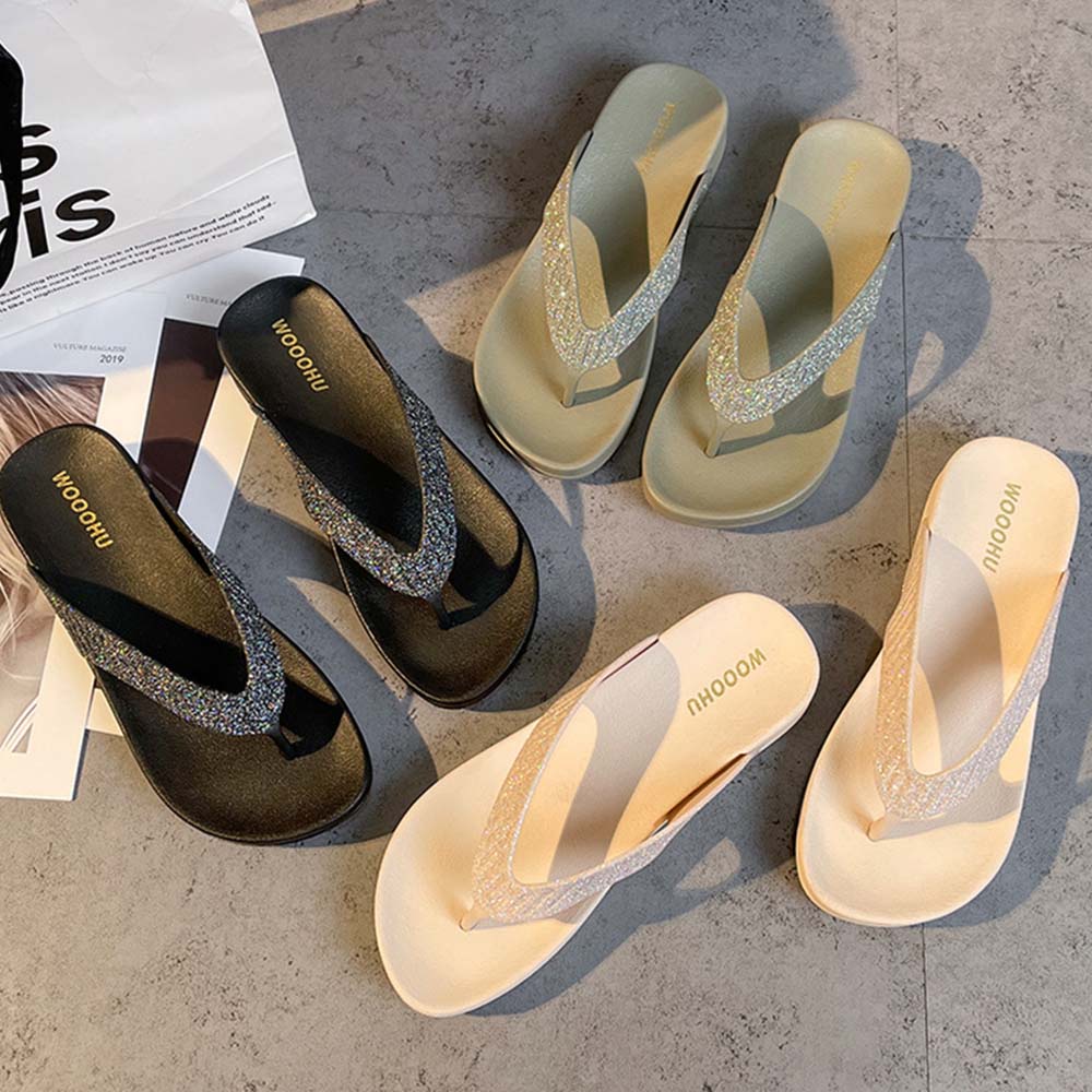 𝑳𝒂𝒆𝒊 𝒃𝒂𝒈&𝒔𝒉𝒐𝒆𝒔👠 รองเท้าแตะแบบหูหนีบ ส้นหนา คาดประกายเพชร