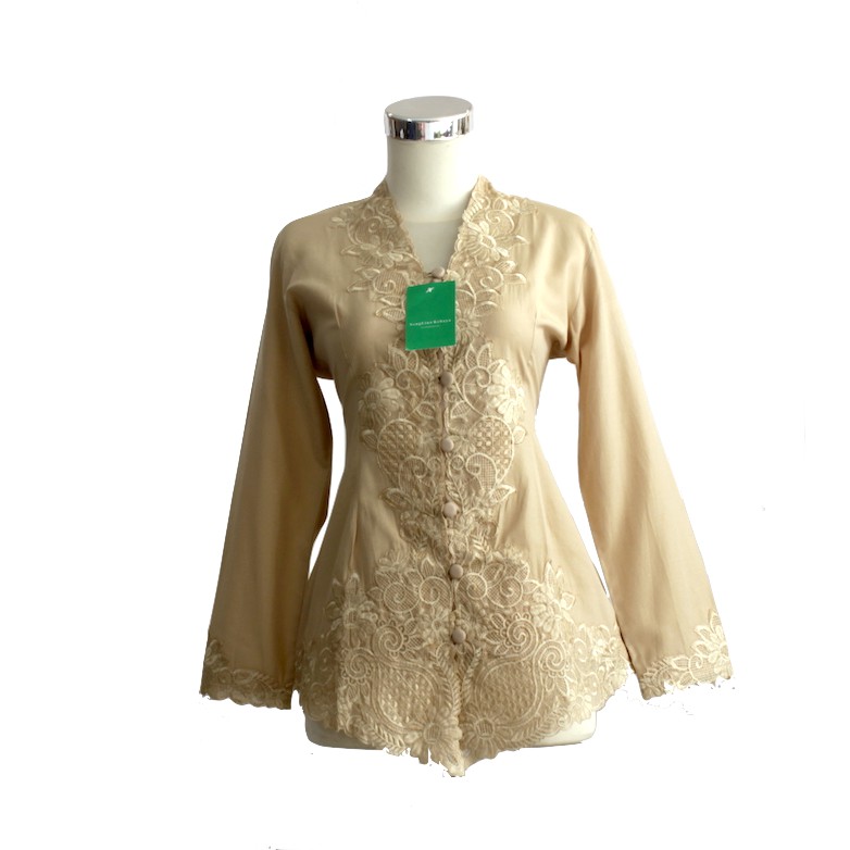 ชุดเย็บปักถักร้อย Moka Kebaya Senada S-5L 666