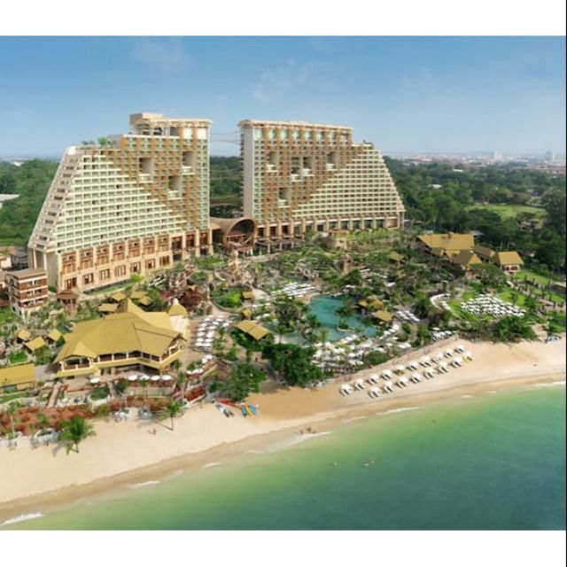 Centara Grand Mirage beach resort pattaya