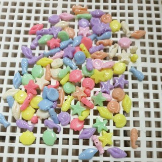 ลูกปัดสีพาสเทล 100ชิ้น