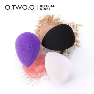 O.TWO.O ฟองน้ำ สำหรับเเต่งหน้า มี 1  สี