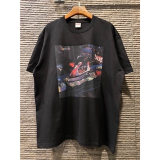 SUPREME SS22 GAS TEE BLACK เสื้อยืดคอกลมแขนสั้น แบรนด์สุพรีม สกรีนรูปเตารีด รีดแบงค์ดอลลาร์ ALWAYS OPEN red box logo