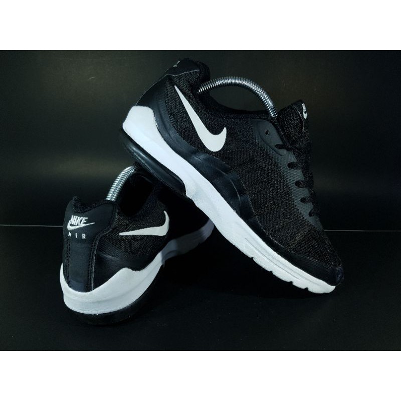 Nike Nike Air Max Invigor รองเท้ามือสองแบรนด์แท้