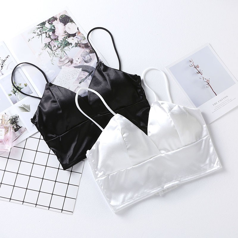 สินค้าพร้อมส่งจากไทย Angle Bra (N347) ชุดชั้นในผ้าซาติน มีตะขอหลัง ผ้านิ่มดีเนื้อมันวาว
