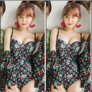 ชุดว่ายน้ำวันพีชแถมเสื้อคลุมลดราคาเลิกกิจการ