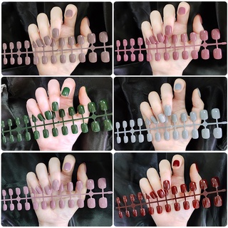 เล็บปลอม แบบสั้น เคลือบเงา สีพื้น กันน้ํา สําหรับตกแต่งเล็บ 24 ชิ้น 24 ชิ้น