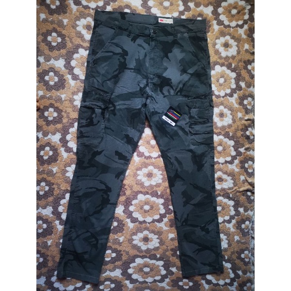 W38 Wrangler สินค้าเทเปอร์ธรรมดา