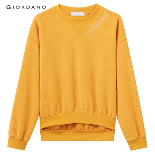 GIORDANO WOMEN Letter loose longer hem at back sweatshirt 91399643