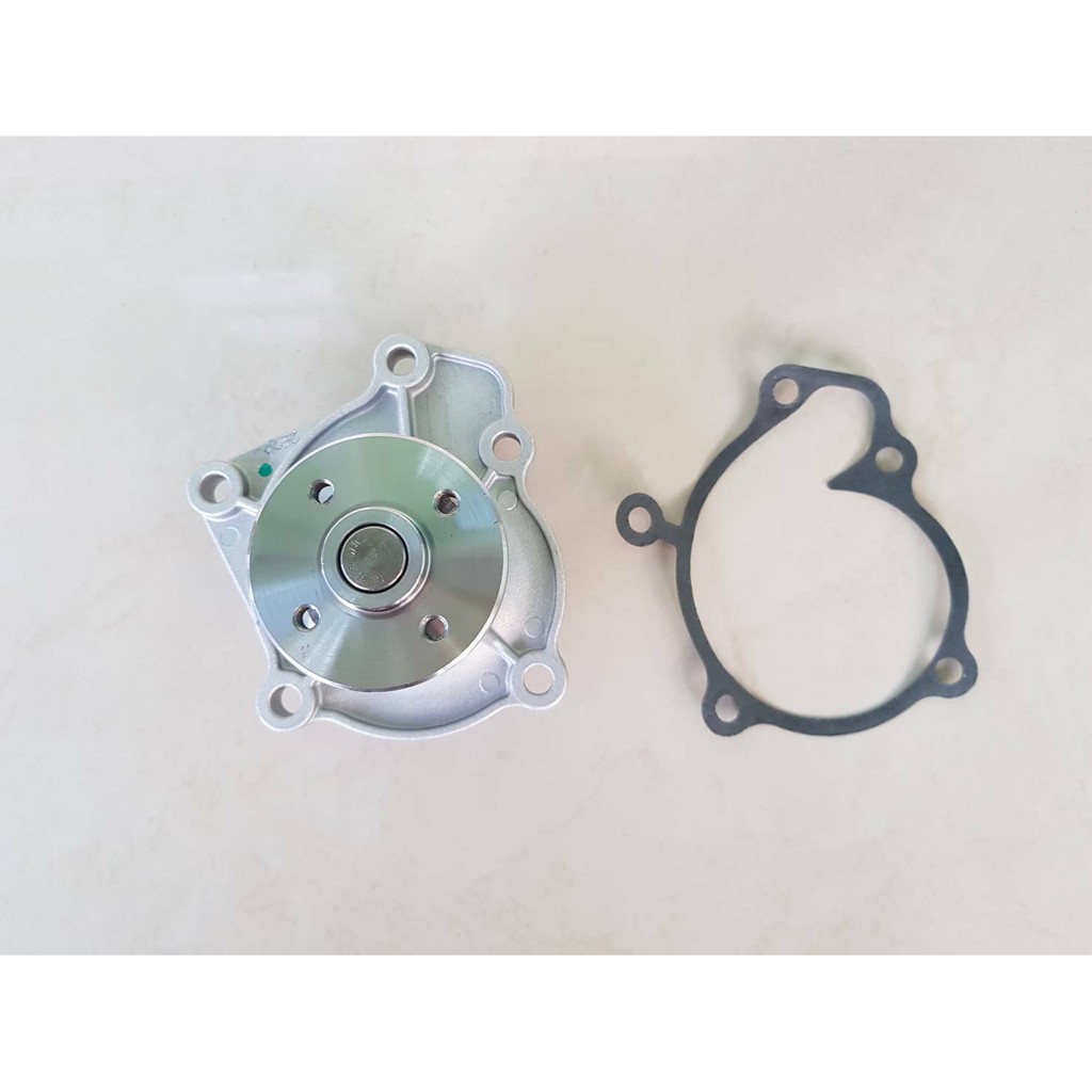 ปั๊มน้ำ MAZDA 1300 ไต้หวัน ลูกละ550บาท