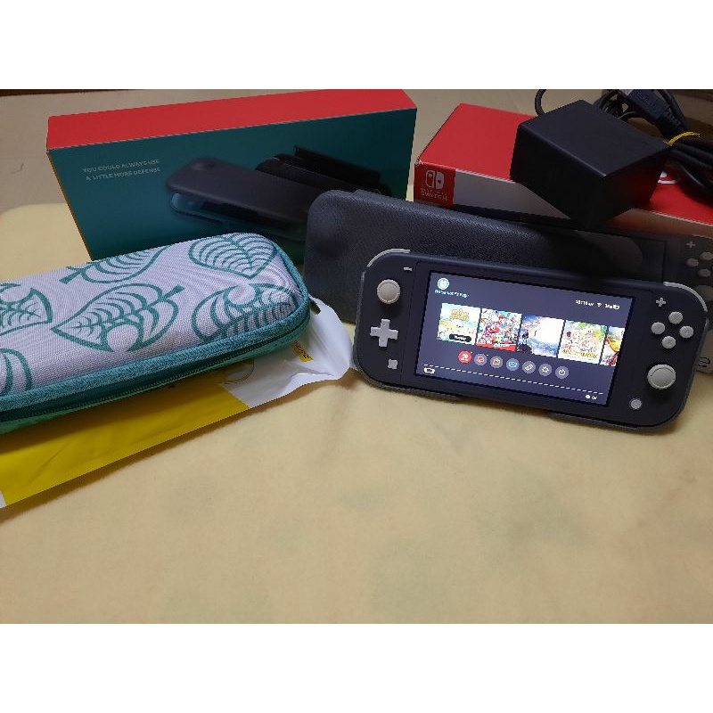 Nintendo Switch Lite Gray - สีเทา สภาพดี อุปกรณ์ครบ มือ2 มือสอง แถมเคส