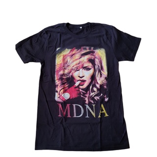 tshirtเสื้อยืดคอกลมฤดูร้อนเสื้อยืด ขนาดเล็ก พิมพ์ลาย Madonna Mdna Tour 2012 สําหรับผู้ใหญ่ ไซซ์ SSto4XL