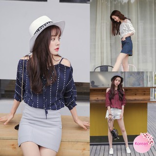 🎀Korean Fashion🎀เสื้อแขนห้าส่วน ผ้าลินิน ใส่สบาย สายเดี่ยวปาดไหล่ แต่งเชือกผูกหน้าอกเก๋ๆ