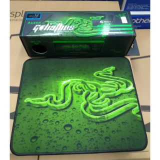 แผ่นรองเม้าส์ Razer goliathus speed