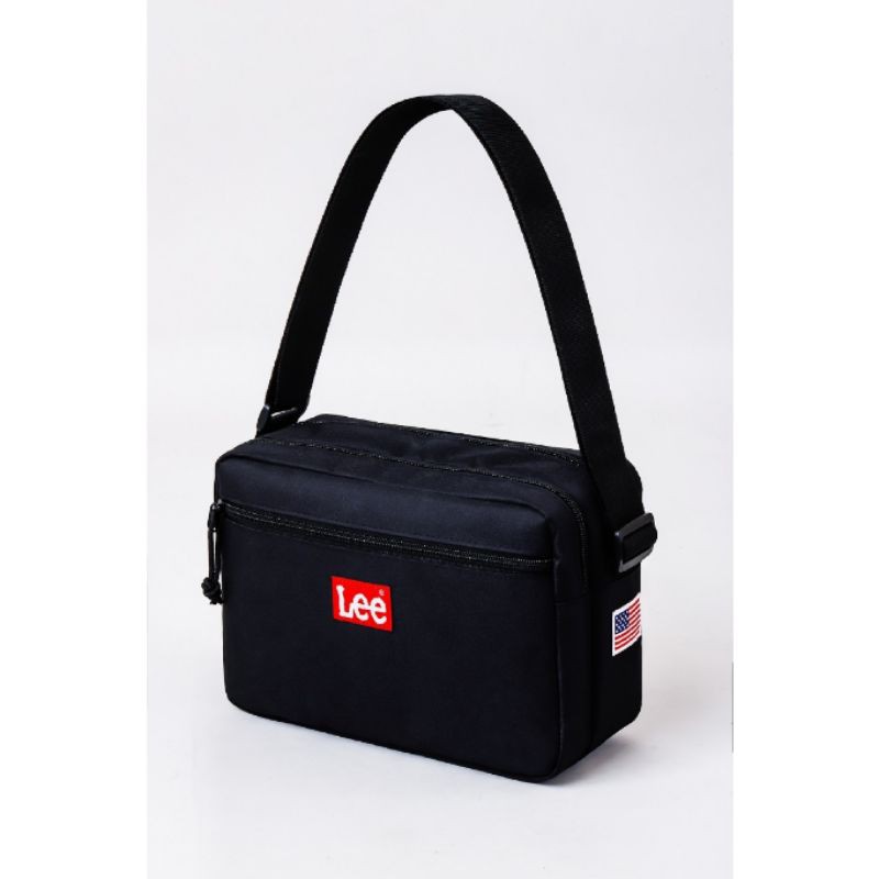 LEE SHOULDER BAG BOOK RED | Magazine bag