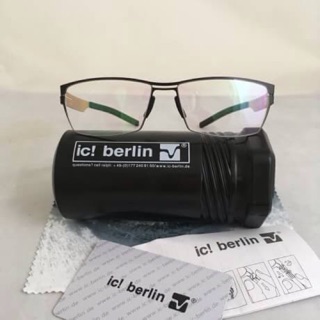 กรอบ ic berlin ทรงเหลี่ยม