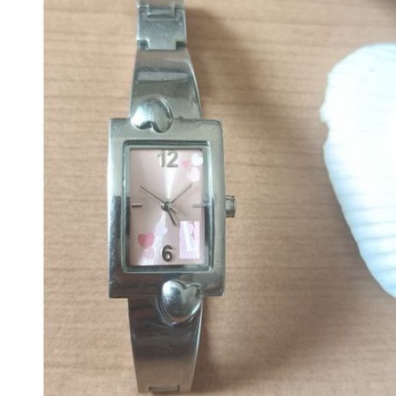 นาฬิกาแบรนด์เนมฝรั่งเศสELLEหน้าปัดสีชมพู สแตนเลสสายสแตนเลส ของแท้มือสอง สภาพสวย