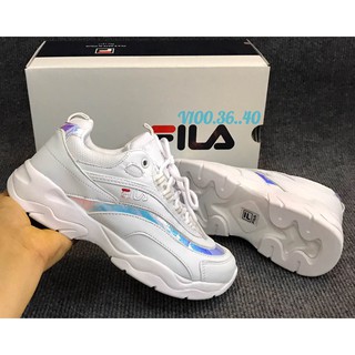 รองเท้าผ้าใบ Fila ลดเพิ่ม 100 บาท สำหรับลูกค้าใหม่