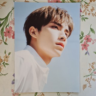 [แท้/พร้อมส่ง] หน้าโฟโต้บุ๊คแบ่งขาย เซียวจวิ้น Xiaojun WayV Holiday Photo Book