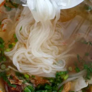 ก๋วยจั๊บญวนเส้นเหนียวนุ่มอร่อย ขนาด80-100กรัม ส่งด่วน