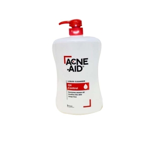  Exp 10/24 Acne aid liquid cleanser / gentle cleanser 900 ml แอคเน่เอด คลีนเซอร์ล้างหน้าสำหรับผู้มีปัญหาสิว สีฟ้า สีแดง