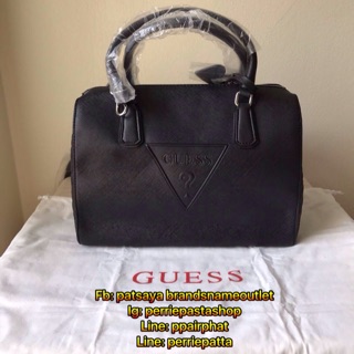 GUESS ทรง speedy ของแท้มือหนึ่ง💯💯💯 ของใหม่มีถุงผ้า หนัง Saffiano สวยหรู สายยาวปรับถอดได้