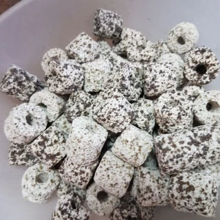 หินดูดกลิ่นตู้ปลา​ มีรูตรงกลาง​ ใช้กรองตู้ปลา Ceramic Ring เซรามิค ริง สำหรับกรองน้ำบ่อปลา มีรูพรุน/ผิวเรียบ